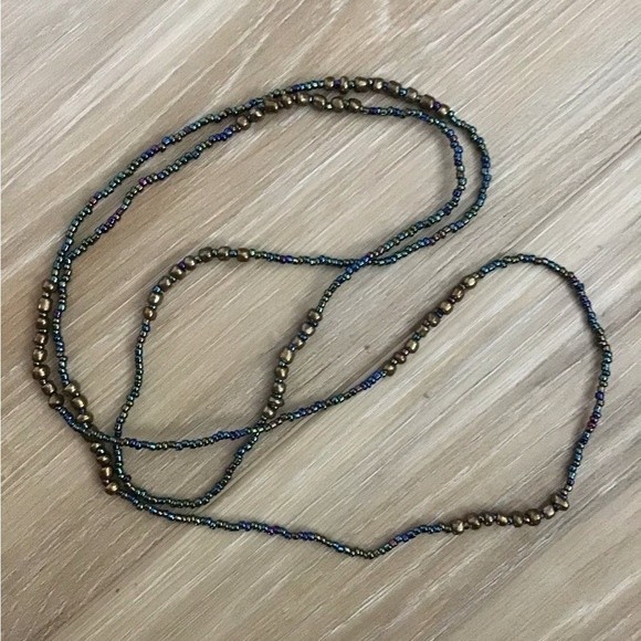 Handcrafted Seed Beaded Necklaces (3) - Picture 4 of 4